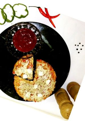 A picture of Veg Cheese Pizza.
