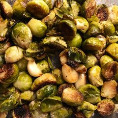 A picture of Roasted Brussel Sprouts.