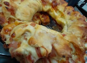 Una foto de Rosca de Jamón y Queso