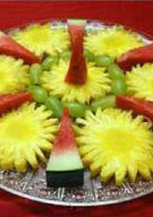 A picture of Pineapple fruits salad.