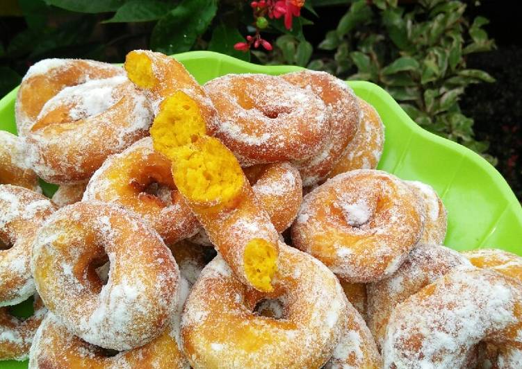 Donat labu kuning