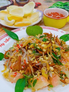 Hình của món Gỏi bưởi khô bò.