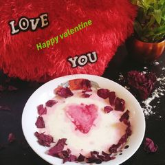 A picture of Rose kheer ❤️❤️❤️❤️🌹❤️🌹❤️🌹❤️.