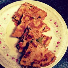 A picture of Chappati pizza.