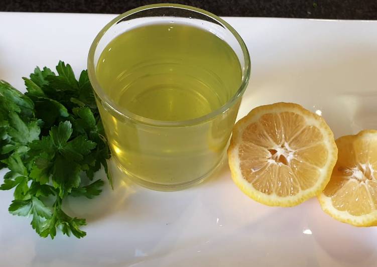 Steps to Make Speedy Parsley tea for weight loss