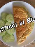 Omelette spugnosa con salmone e cetriolo