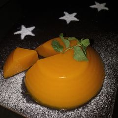 A picture of Mango jelly pudding.