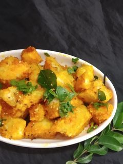 ઈડલી ટકાટક (Idli Takatak Recipe In Gujarati) રેસીપી મુખ્ય ફોટો