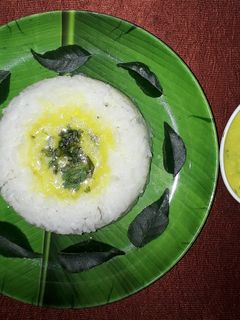 कढी चावल (kadhi chawal recipe in marathi) रेसिपी चे मुख्य फोटो