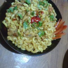A picture of Chicken Macaroni Masala.