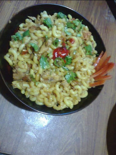 A picture of Chicken Macaroni Masala.