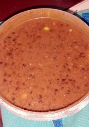 दाल मखनी (dal makhani recipe in Hindi) रेसिपी मुख्य फोटो