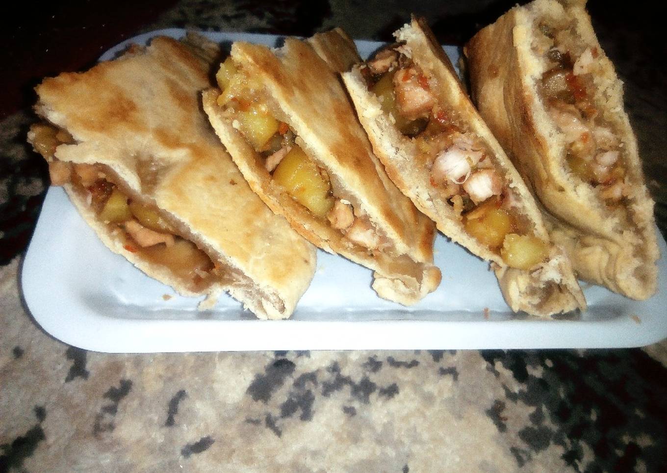 Chicken and potatoe pie
