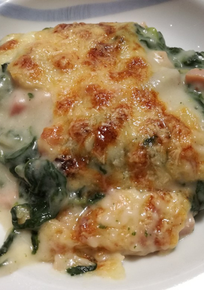 Una foto de Acelgas gratinadas con bacon y pasas