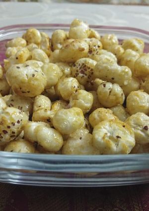 A picture of Caramel makhana.
