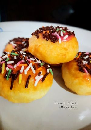 Foto resep 17. Donat Mini Menul Empuk Super Mudah