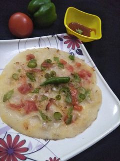 वेजिटेबल उत्तपम (vegetable uttapam recipe in Hindi) रेसिपी मुख्य फोटो