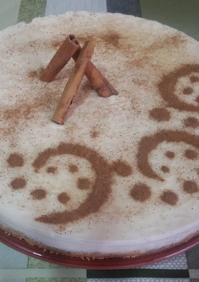 Una foto de Tarta de arroz con leche con thermomix