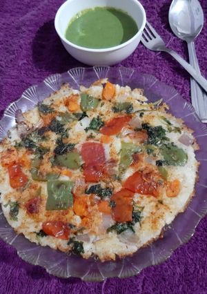 ભાત ના ઉત્તપમ (Rice Uttapam Recipe In Gujarati) રેસીપી મુખ્ય ફોટો