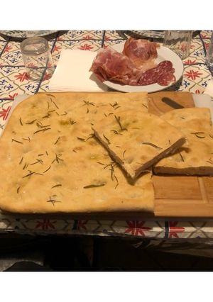 Foto di Focaccia bianca 🌿