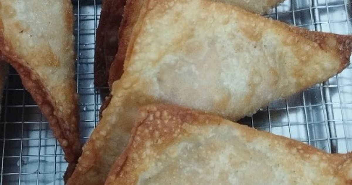 Pangsit tahu kornet