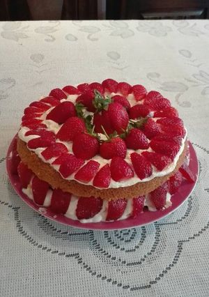 A picture of Strawberry and cream rosewater sponge cake.