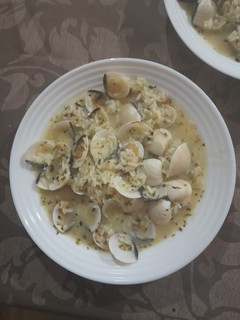 Una foto de Arroz con almejas picantes