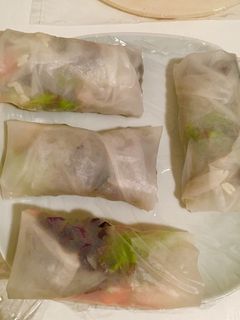 A picture of #HelpfulCook Summer Rolls.