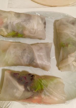 A picture of #HelpfulCook Summer Rolls.