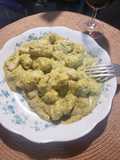 Molho de pesto e gorgonzola
