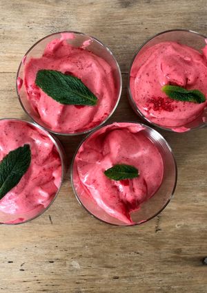 Une photo de Mousse aux framboises (Thermomix)