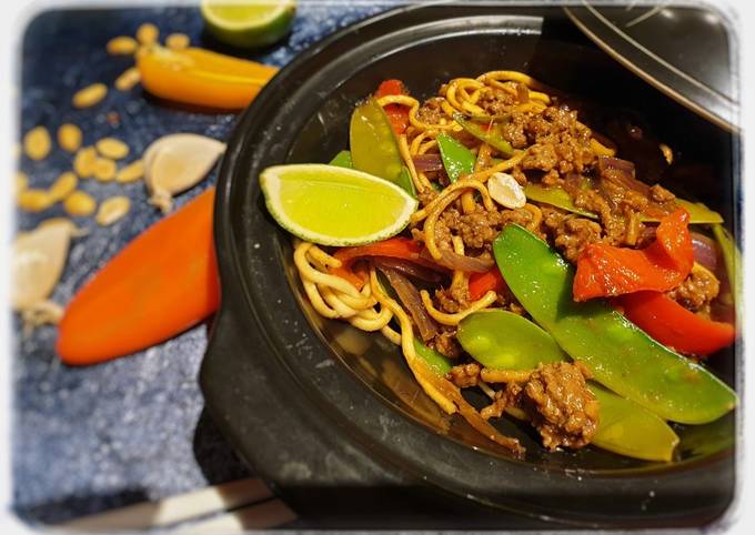 Simple Way to Prepare Super Quick Homemade Satay beef noodles