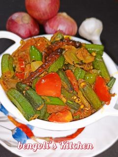 चटपटी स्पाइसी भिंडी दो प्याजा(chatpati bhindi do pyaza recipe in hindi) रेसिपी मुख्य फोटो