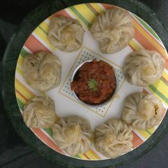 A picture of Vegetable momos.