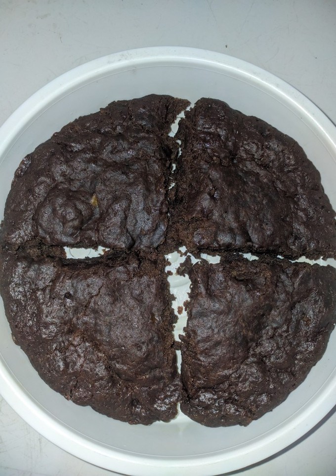 Foto resep INSPIRASI CEMILAN ANAK KOS PART 2: Brownies pisang rice cooker (no mixer no egg)