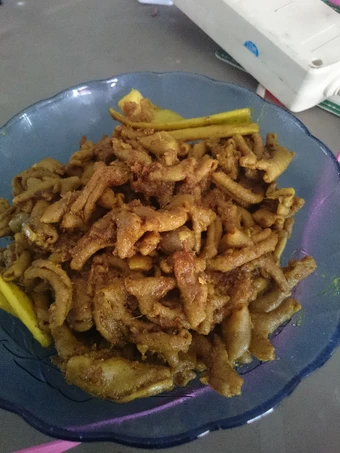 Cara Mudah Membuat Resep Usus ayam goreng bumbu kuning yang Sempurna Anti Ribet, Uenak Banget