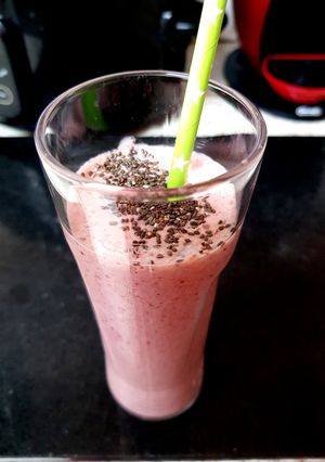 A picture of My Strawberry Milkshake with Chia Seeds.
