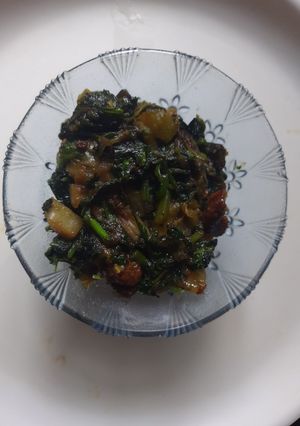 পালং শাকের ঘন্ট(palak saager ghonto recipe in Bengali) রেসিপির প্রধান ছবি