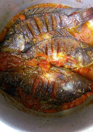A picture of Fish stew.