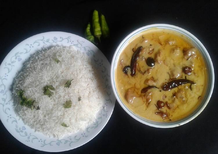 Karhi with boil rice