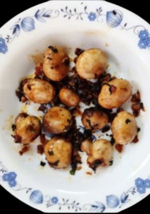 A picture of Mushroom ghee roast.