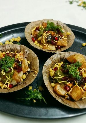 A picture of Aloo chat.