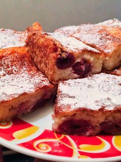 Meggyes túrós süti recept fotója