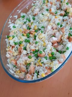 Una foto de Arroz tres delicias a mi manera 🙃