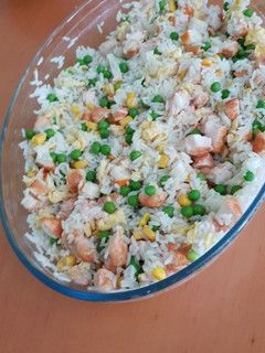 Una foto de Arroz tres delicias a mi manera 🙃
