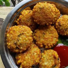 Chanadal spicy vada A picture of Chanadal spicy vada.
