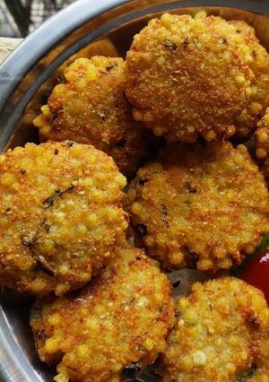 A picture of Chanadal spicy vada.