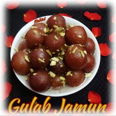 A picture of Instant Gulab jamun.