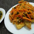 Ikan goreng tepung saus pedas manis
