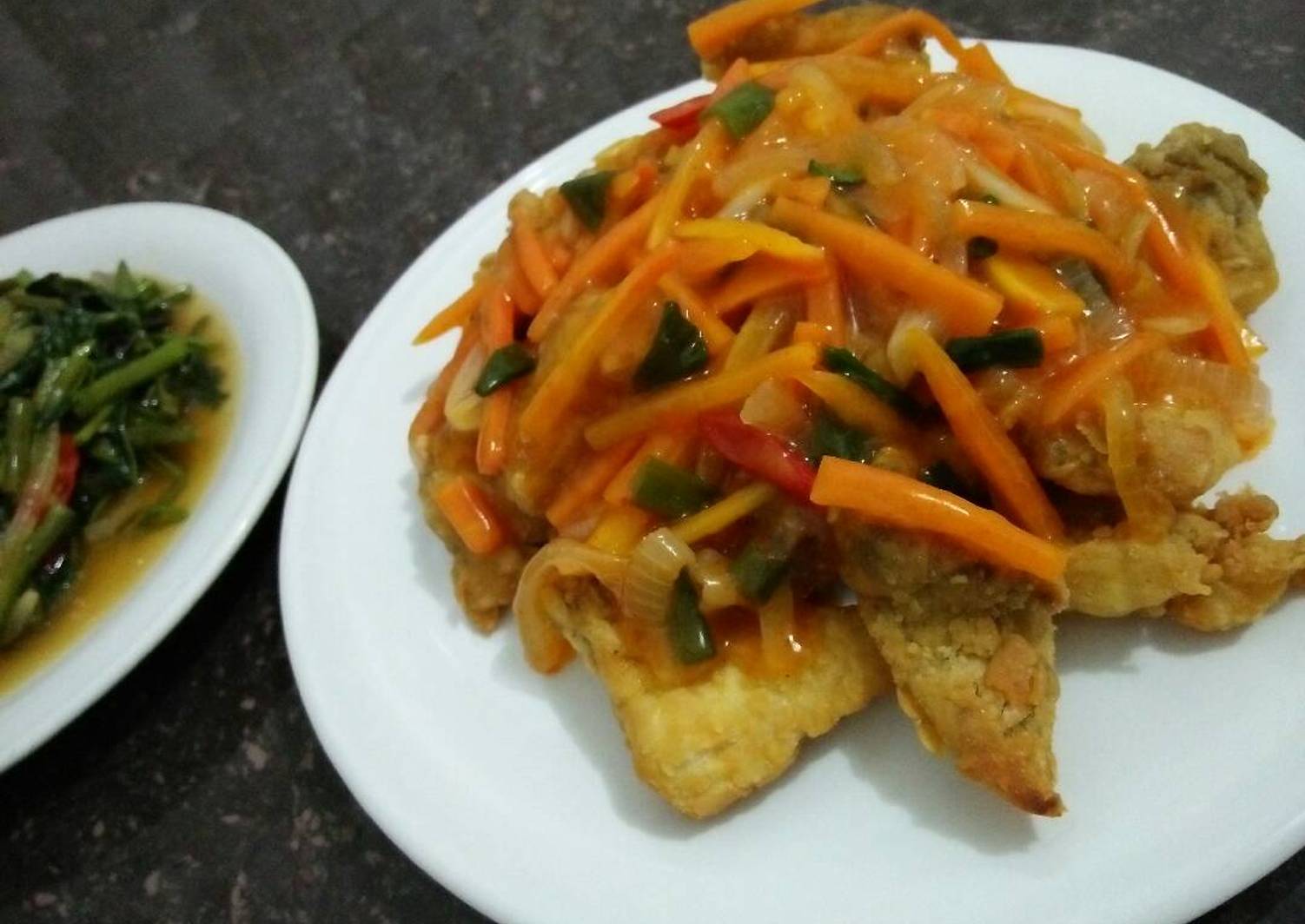 Resep Ikan goreng  tepung saus pedas  manis  oleh Annie 